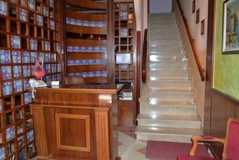 Lugano Hotel Тирана Екстер'єр фото